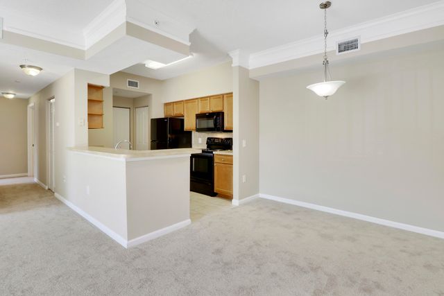 9211 Myrtlewood Circle W, Palm Beach Gardens, FL 33418