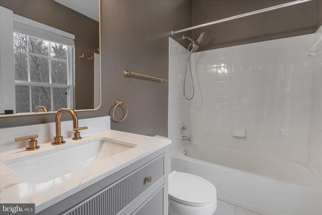 6105 STARBURN PATH, Columbia, MD 21045