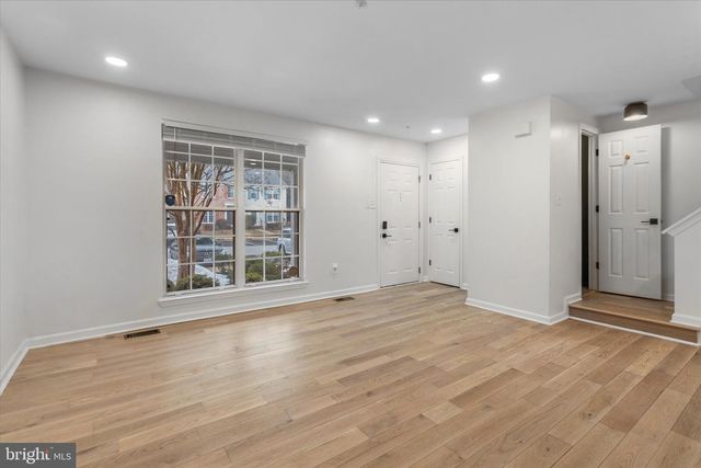 6105 STARBURN PATH, Columbia, MD 21045