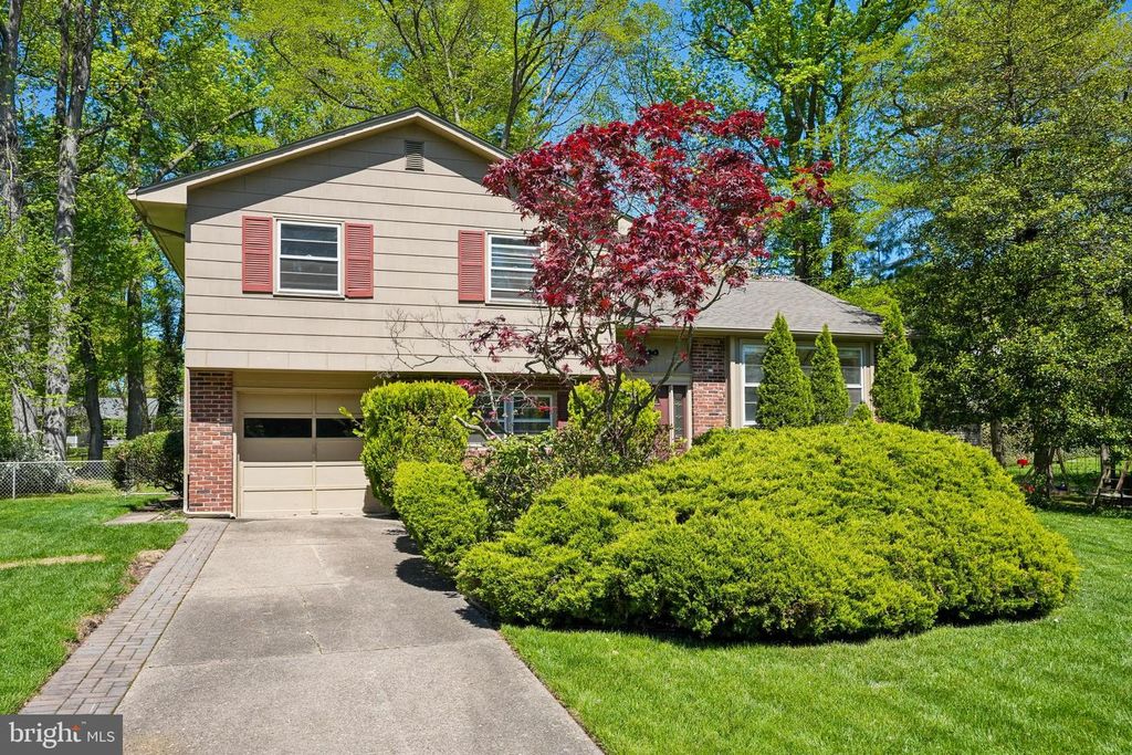1212 HOLLIS AVE, Cherry Hill, NJ 08002