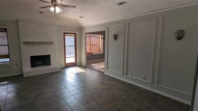 2706 Parkview Drive, Corinth, TX 76210