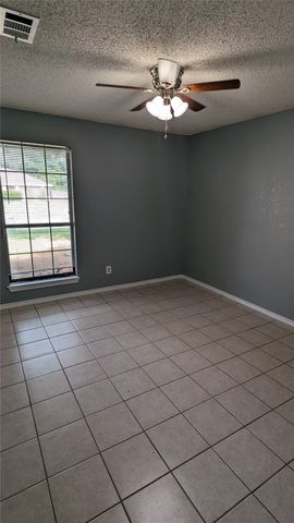 2706 Parkview Drive, Corinth, TX 76210