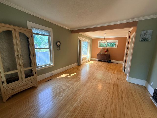 3343 Girard Avenue N, Minneapolis, MN 55412
