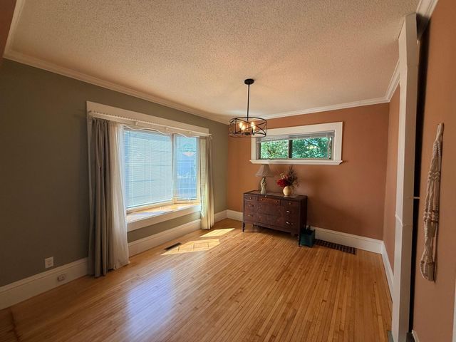 3343 Girard Avenue N, Minneapolis, MN 55412