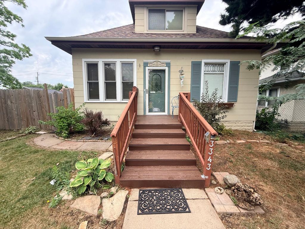 3343 Girard Avenue N, Minneapolis, MN 55412
