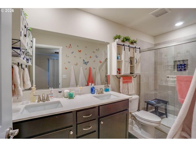 7016 Ne 156TH Pl, Vancouver, WA 98682