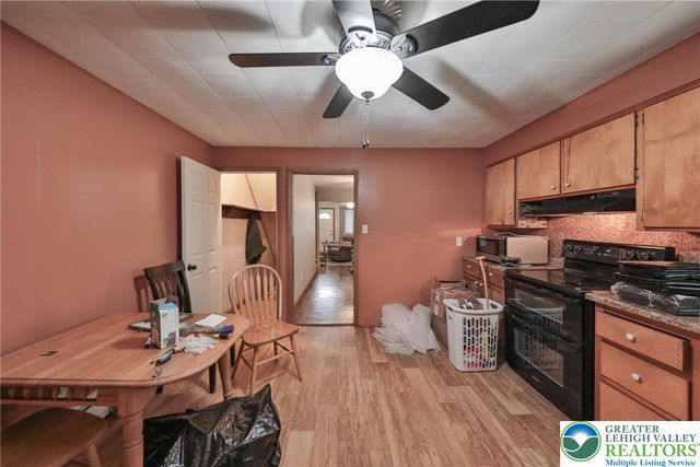 230 Carbon Street, Lehighton Boro, PA 18235