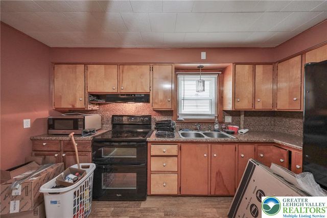 230 Carbon Street, Lehighton Boro, PA 18235