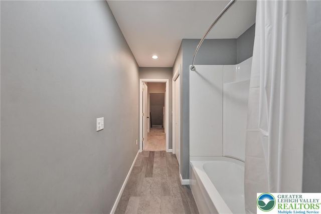 230 Carbon Street, Lehighton Boro, PA 18235