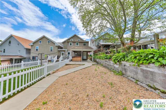 230 Carbon Street, Lehighton Boro, PA 18235