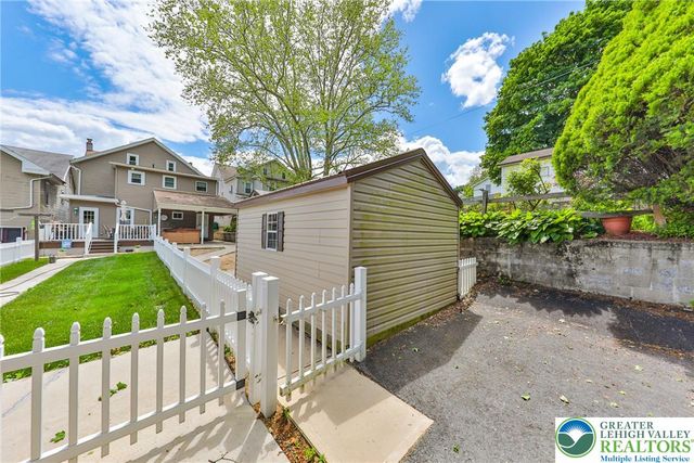 230 Carbon Street, Lehighton Boro, PA 18235