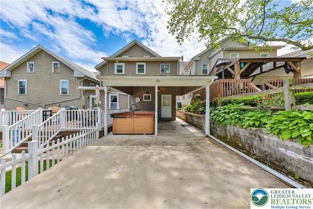 230 Carbon Street, Lehighton Boro, PA 18235
