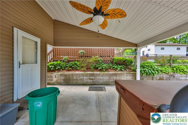 230 Carbon Street, Lehighton Boro, PA 18235