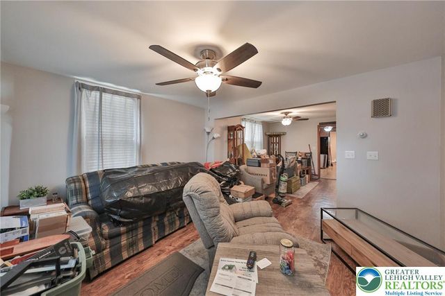 230 Carbon Street, Lehighton Boro, PA 18235