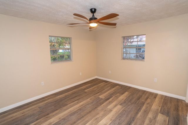 1905 Colonial Road, Fort Pierce, FL 34950