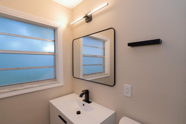 1905 Colonial Road, Fort Pierce, FL 34950