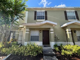 8515 TRAIL WIND DRIVE, Tampa, FL 33647