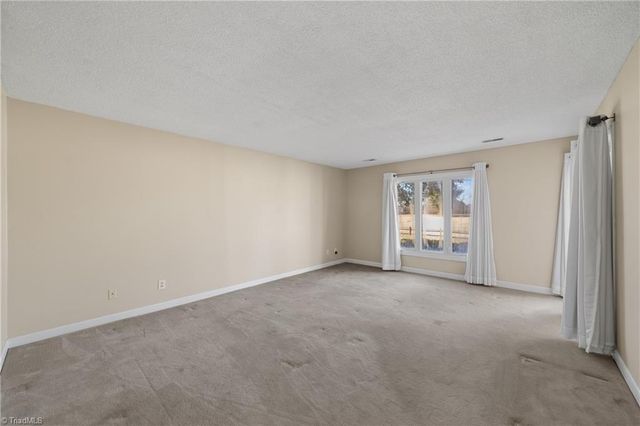 116 Spyglass Drive, Advance, NC 27006