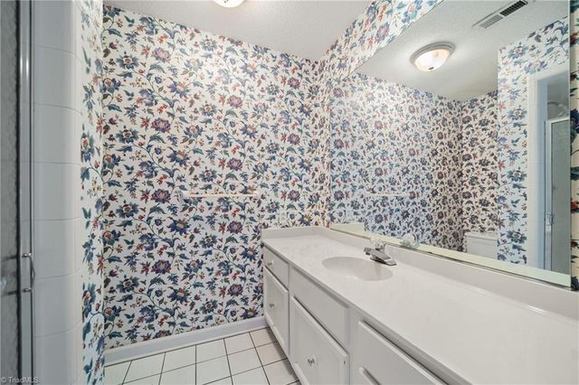 116 Spyglass Drive, Advance, NC 27006