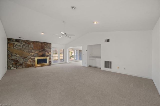 116 Spyglass Drive, Advance, NC 27006