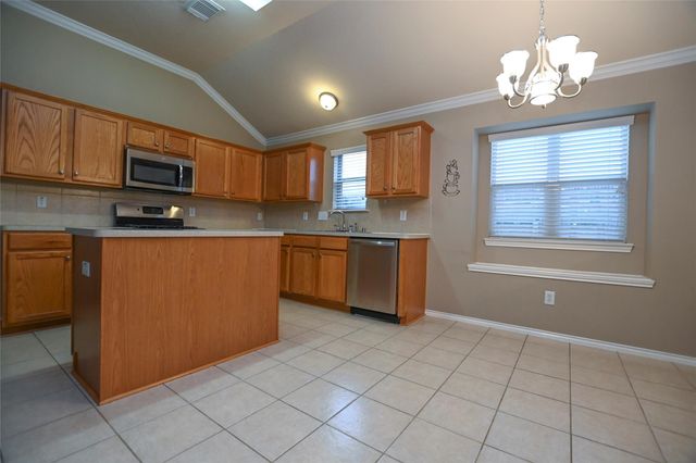 6104 Promenade Lane, Pearland, TX 77584