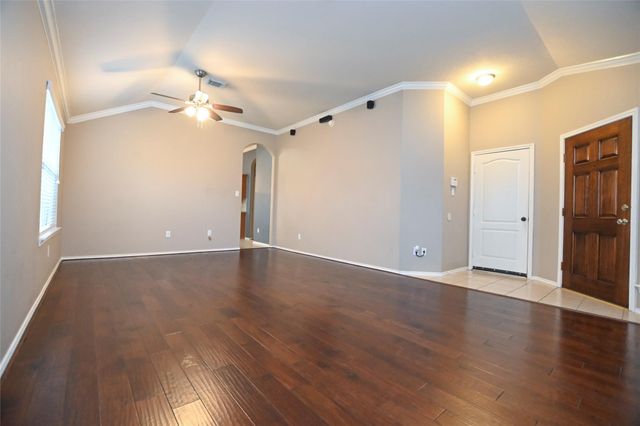 6104 Promenade Lane, Pearland, TX 77584