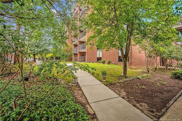 1100 Clarendon Street 602, Fayetteville, NC 28305