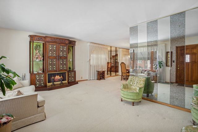 2324 N 73rd Court, Elmwood Park, IL 60707