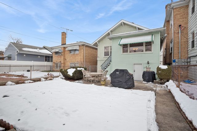 2324 N 73rd Court, Elmwood Park, IL 60707