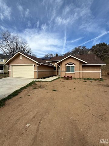 17950 Zurich Ct, Tehachapi, CA 93561