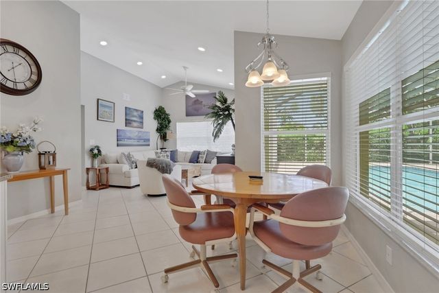 505 Raven WAY, Naples, FL 34110