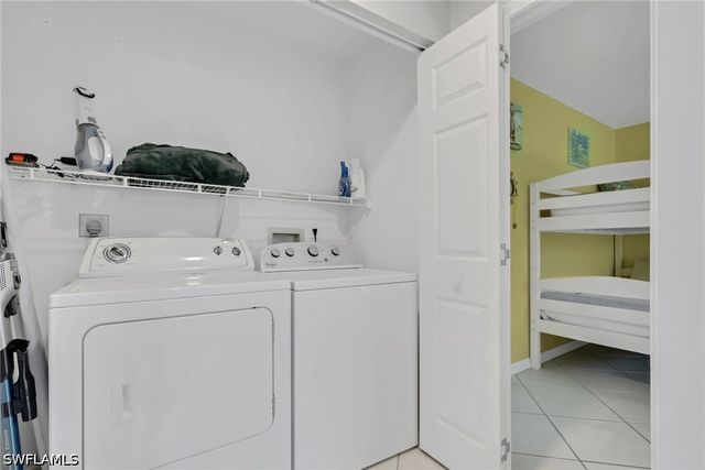 505 Raven WAY, Naples, FL 34110