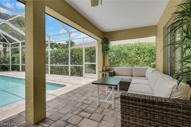 505 Raven WAY, Naples, FL 34110