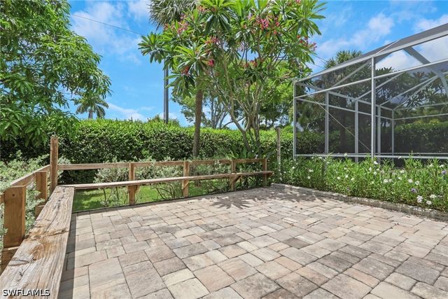 505 Raven WAY, Naples, FL 34110