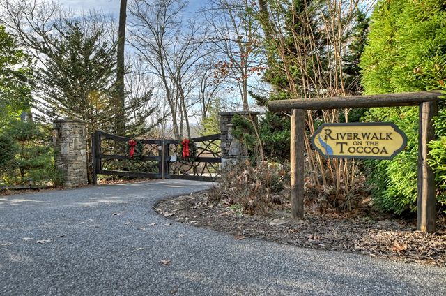 Lot 98 Woodland Bluff Lane, Mineral Bluff, GA 30559