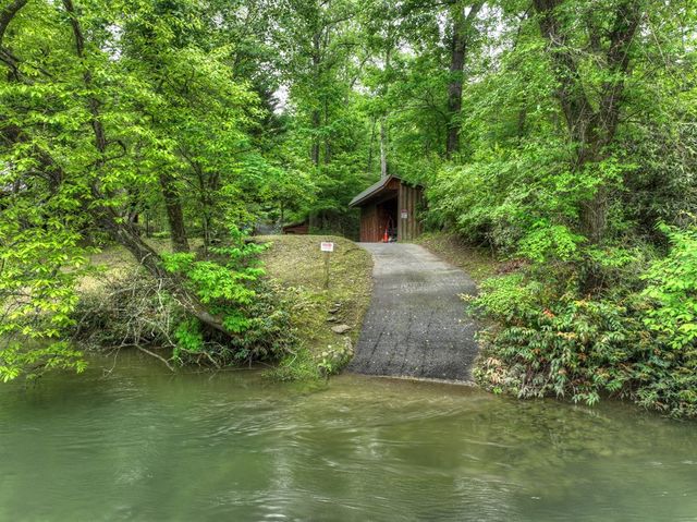 Lot 98 Woodland Bluff Lane, Mineral Bluff, GA 30559