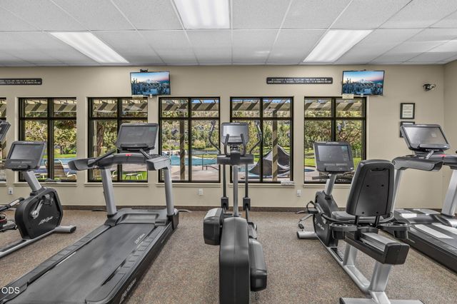 704 Golden Pheasant Drive, Redmond, OR 97756