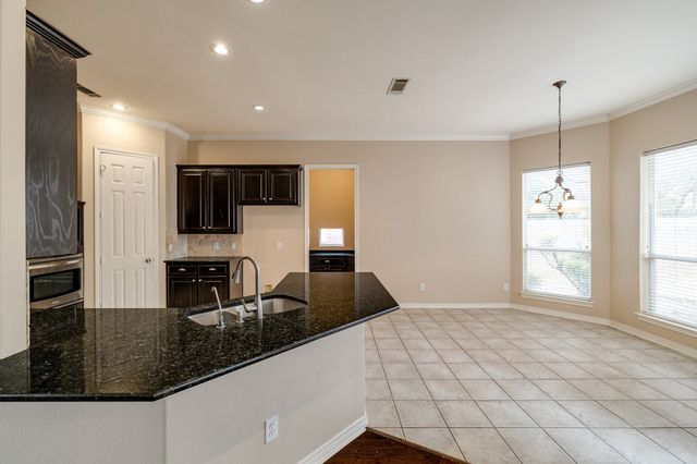 2817 Newburyport Avenue, Garland, TX 75044