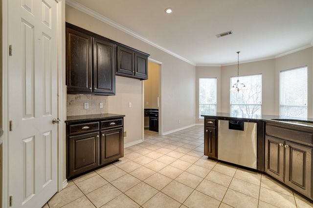 2817 Newburyport Avenue, Garland, TX 75044