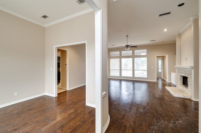 2817 Newburyport Avenue, Garland, TX 75044