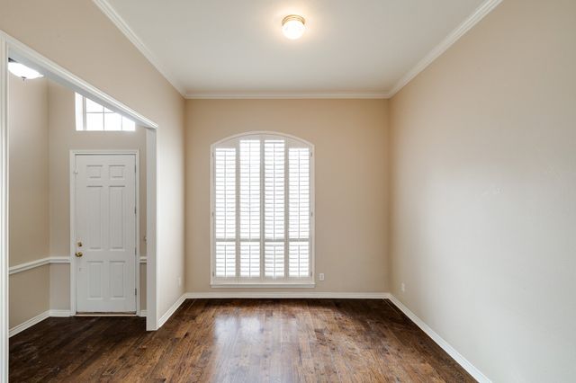 2817 Newburyport Avenue, Garland, TX 75044