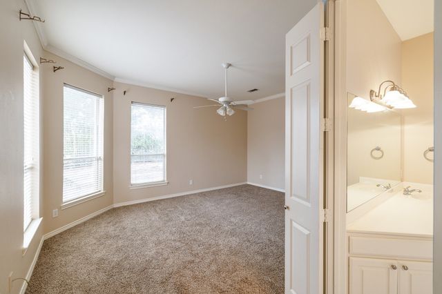 2817 Newburyport Avenue, Garland, TX 75044
