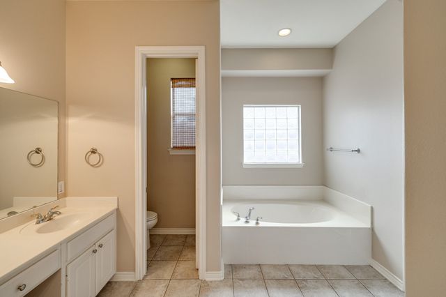 2817 Newburyport Avenue, Garland, TX 75044