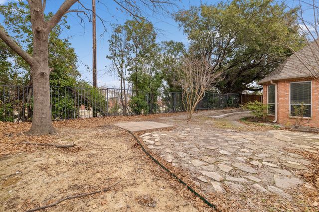 2817 Newburyport Avenue, Garland, TX 75044