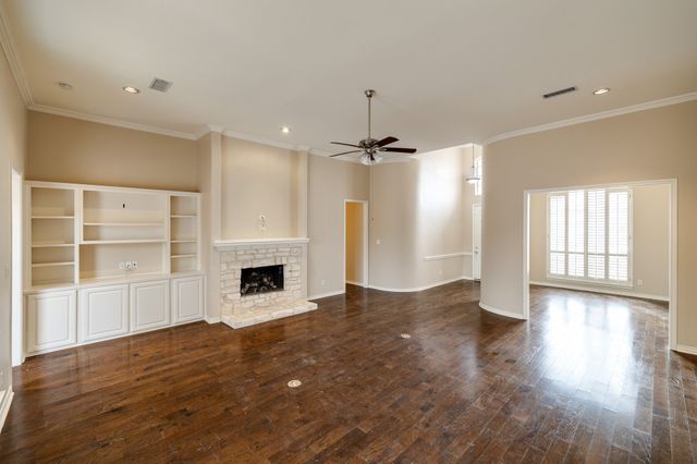 2817 Newburyport Avenue, Garland, TX 75044