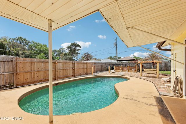 267 Poinciana Avenue, Port Orange, FL 32127