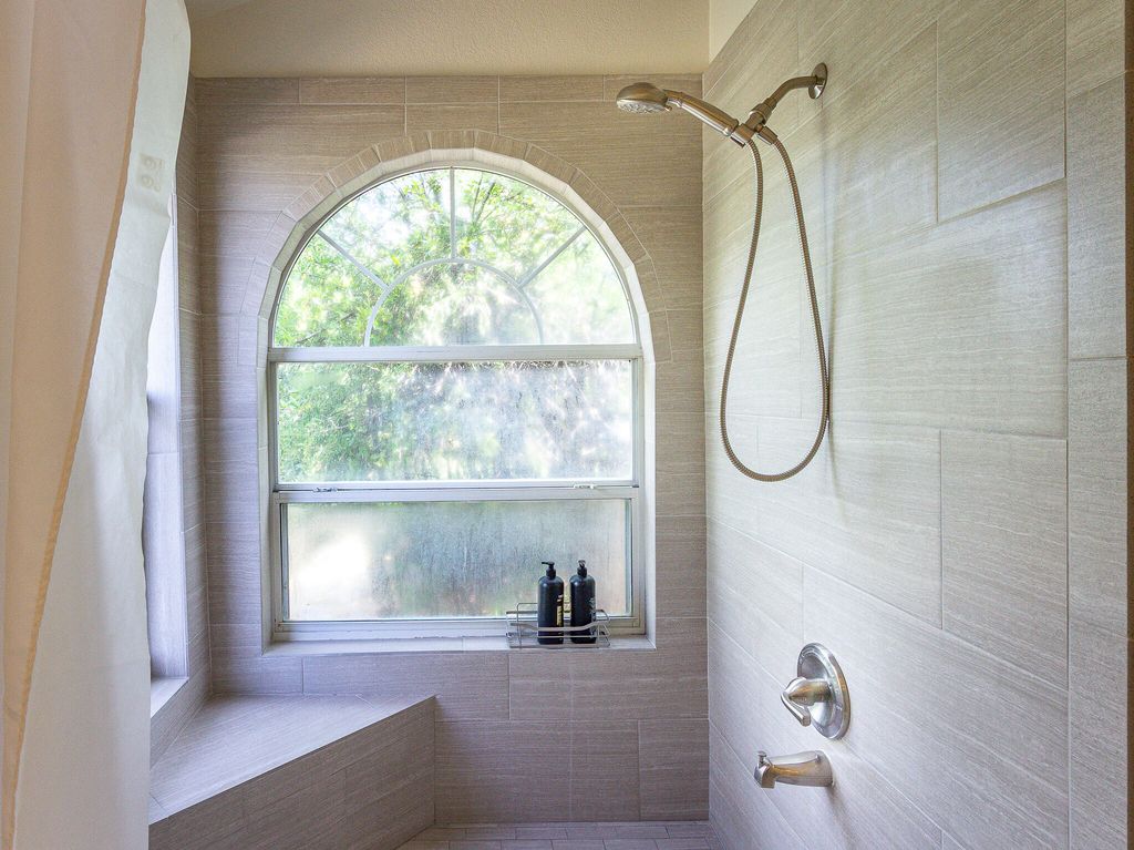 Image 24 of property listing at 41041 Mynatt Drive, Three Rivers, CA 93271