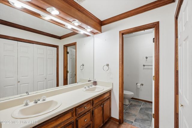 339 Barfield Drive, Byram, MS 39272