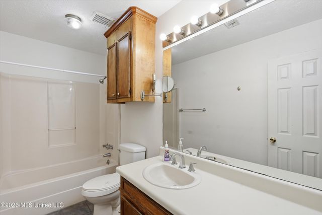 339 Barfield Drive, Byram, MS 39272