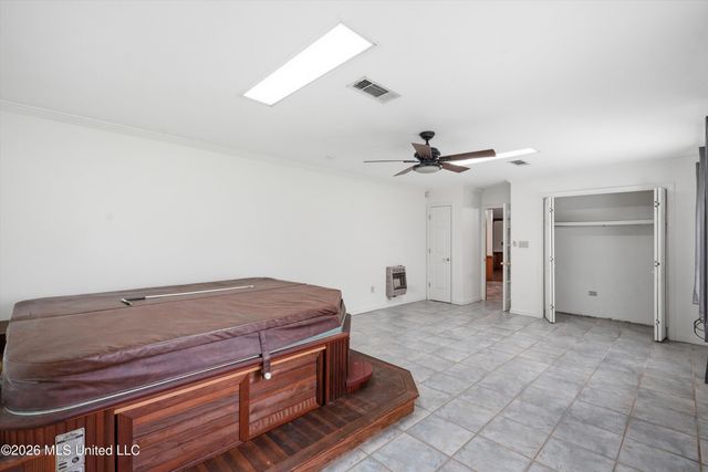 339 Barfield Drive, Byram, MS 39272